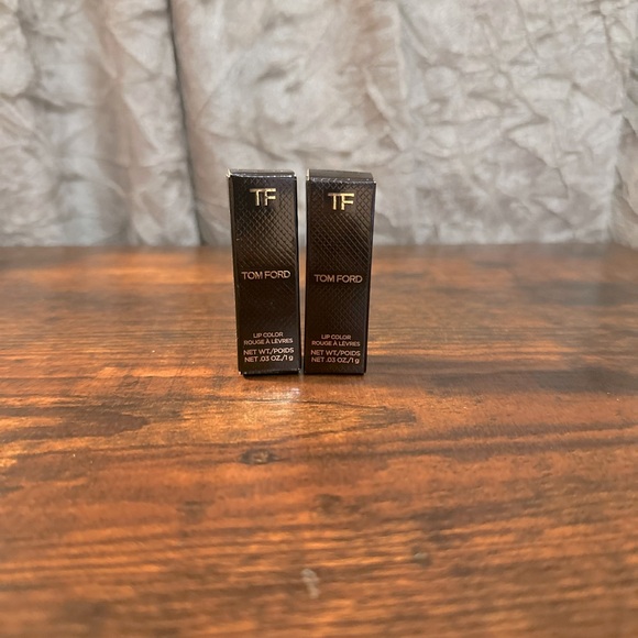 Tom ford lip color 16 color rouge - Picture 2 of 3